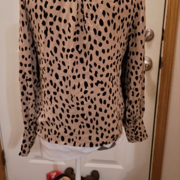 NWOT Chico animal print top sz small. - Picture 9 of 10